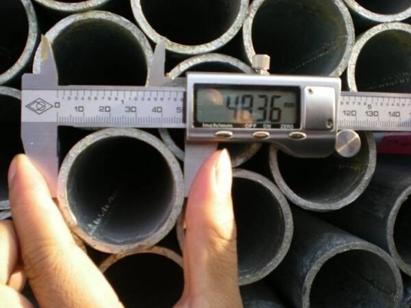 YOUFACO GALVANIZED SCAFFOLDING PIPES 48.3 X3.0mm X6m